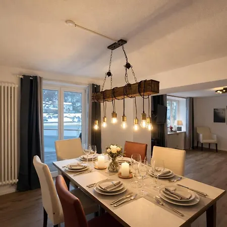 Seidelbast Apartment Fussen